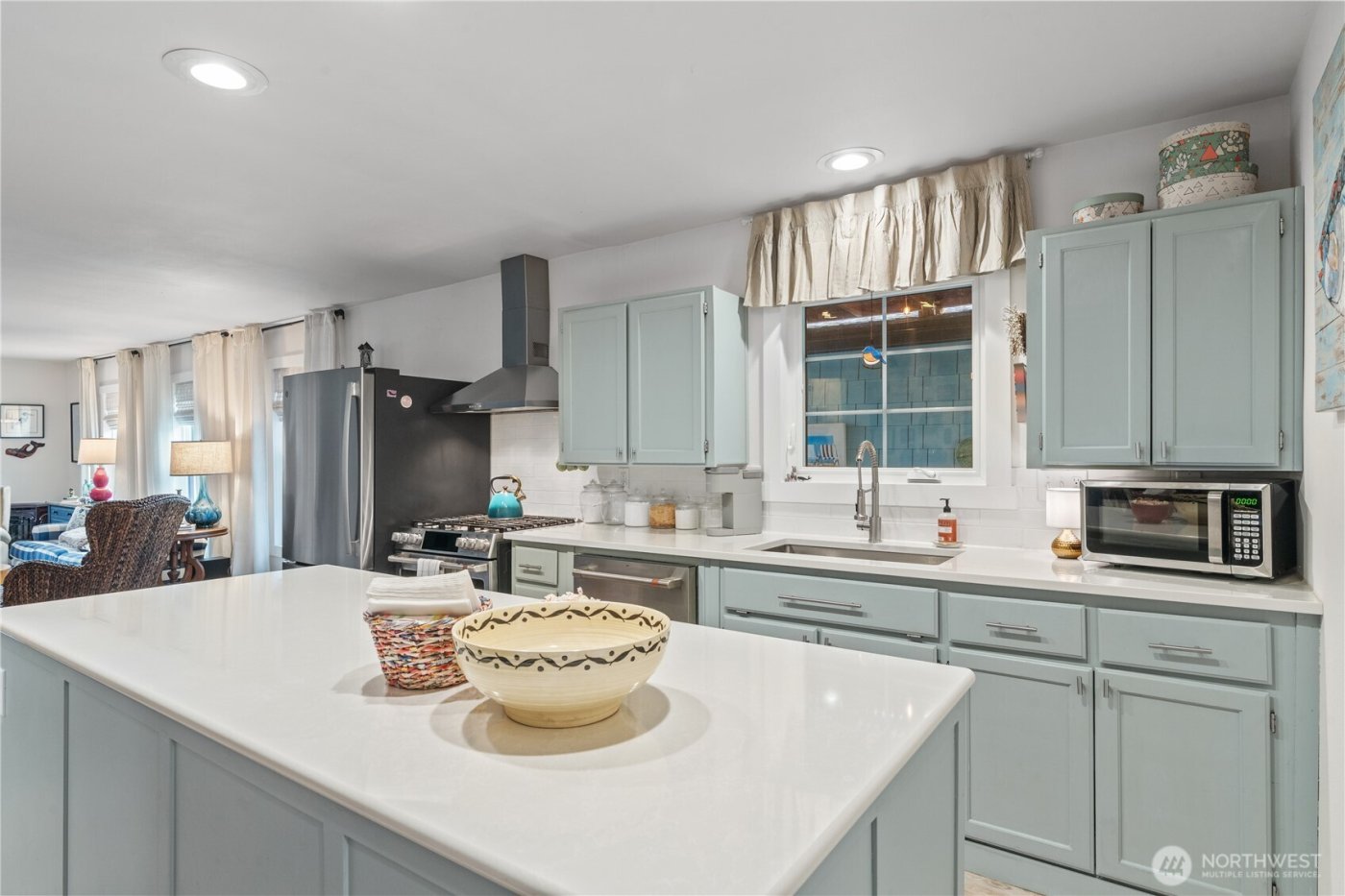 869 Schmid Road , Grayland, WA 98547