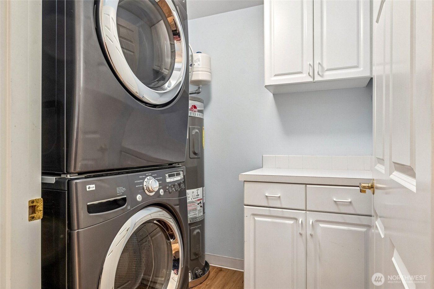 3221 SW Avalon Way #313, Seattle, WA 98126