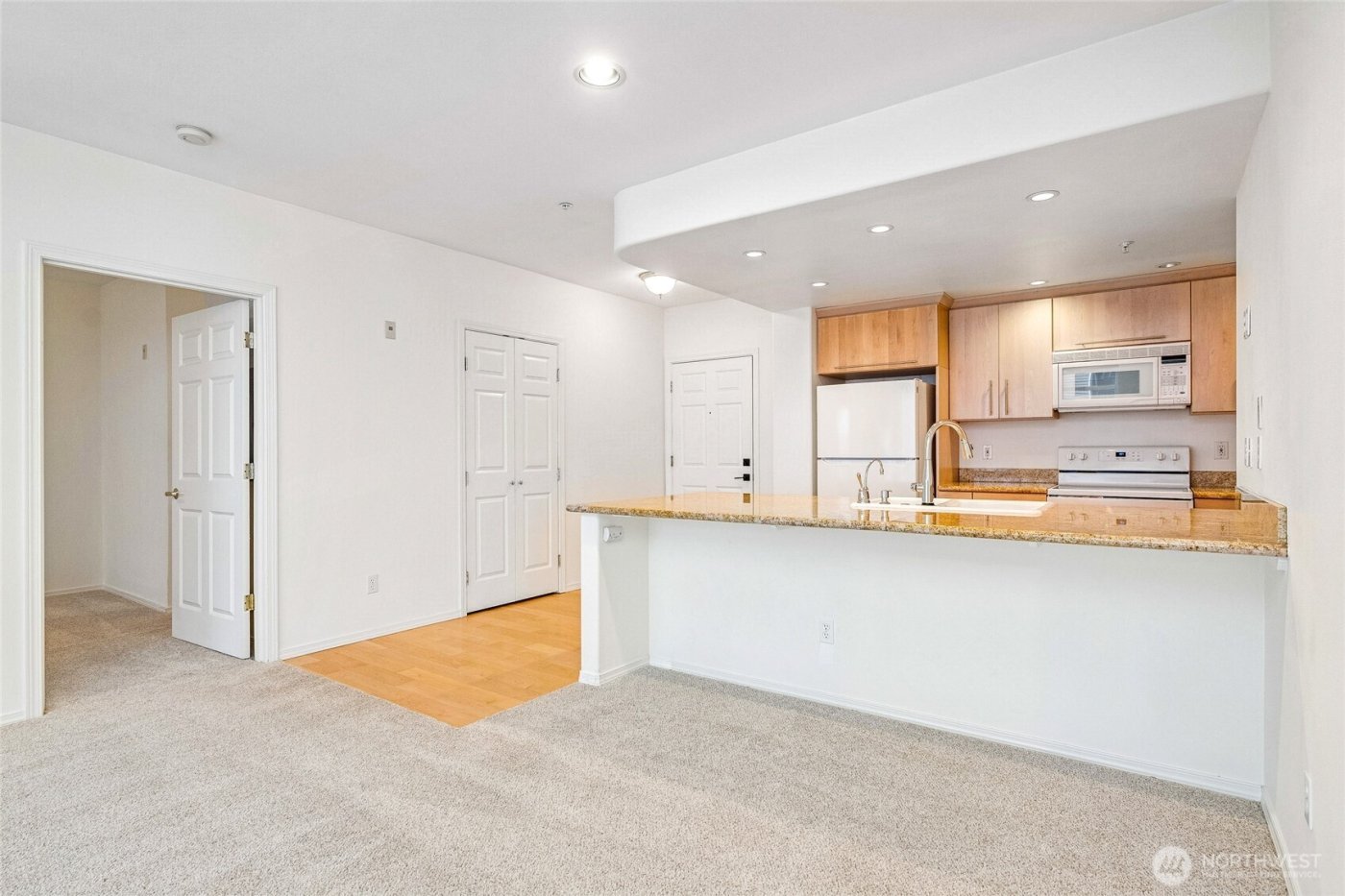 3221 SW Avalon Way #313, Seattle, WA 98126