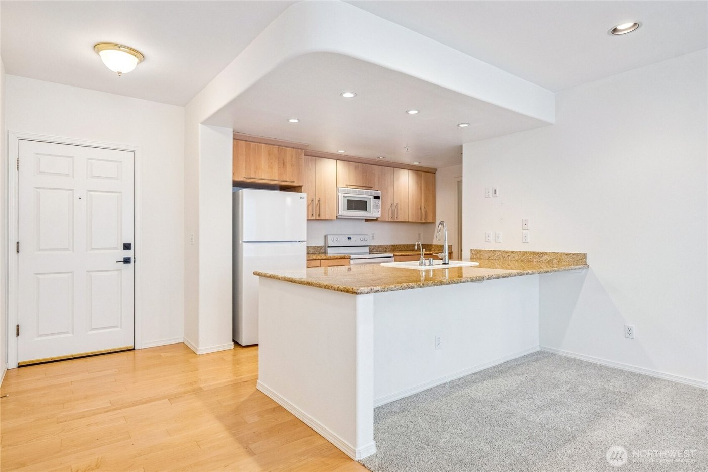 3221 SW Avalon Way #313, Seattle, WA 98126