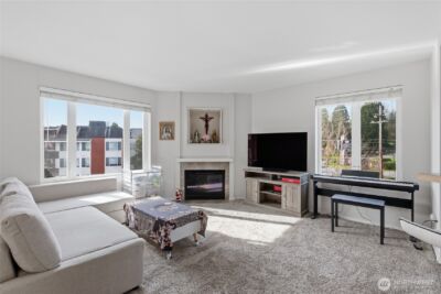 15020 Bothell Way NE #406, Lake Forest Park, WA 98155 - Photo 9