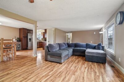 15720 120th Avenue SE, Renton, WA 98058 - Photo 4