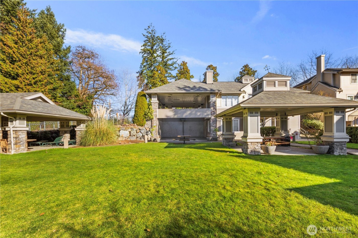 9217 122nd Court NE #119, Kirkland, WA 98033