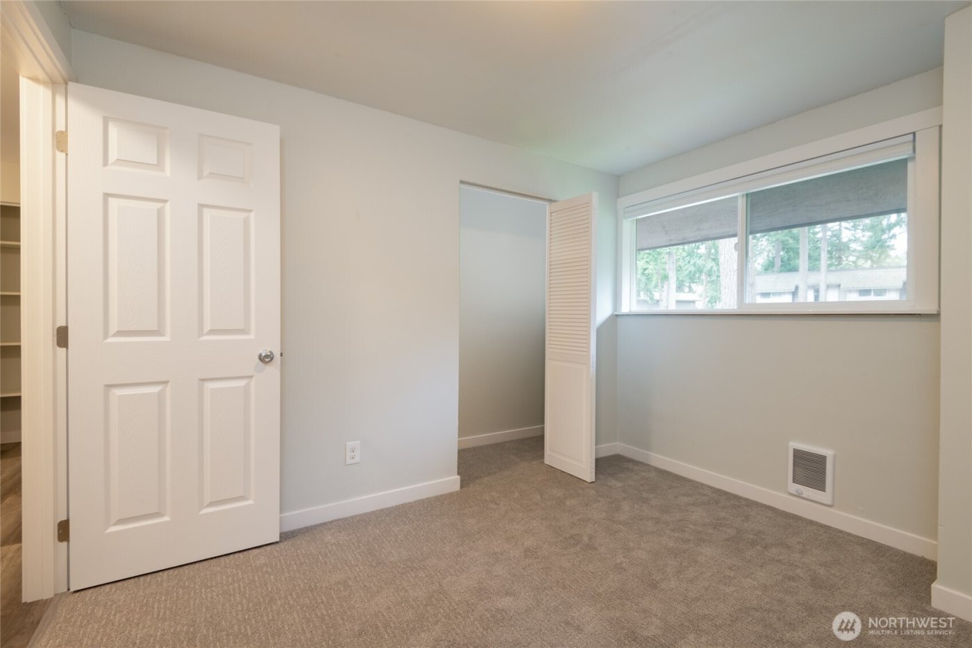 4601 SW 320th Street #C5, Federal Way, WA 98023-2400