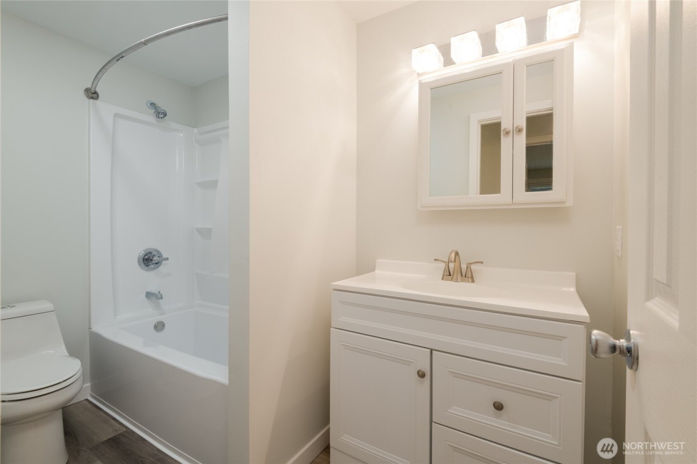 4601 SW 320th Street #C5, Federal Way, WA 98023-2400