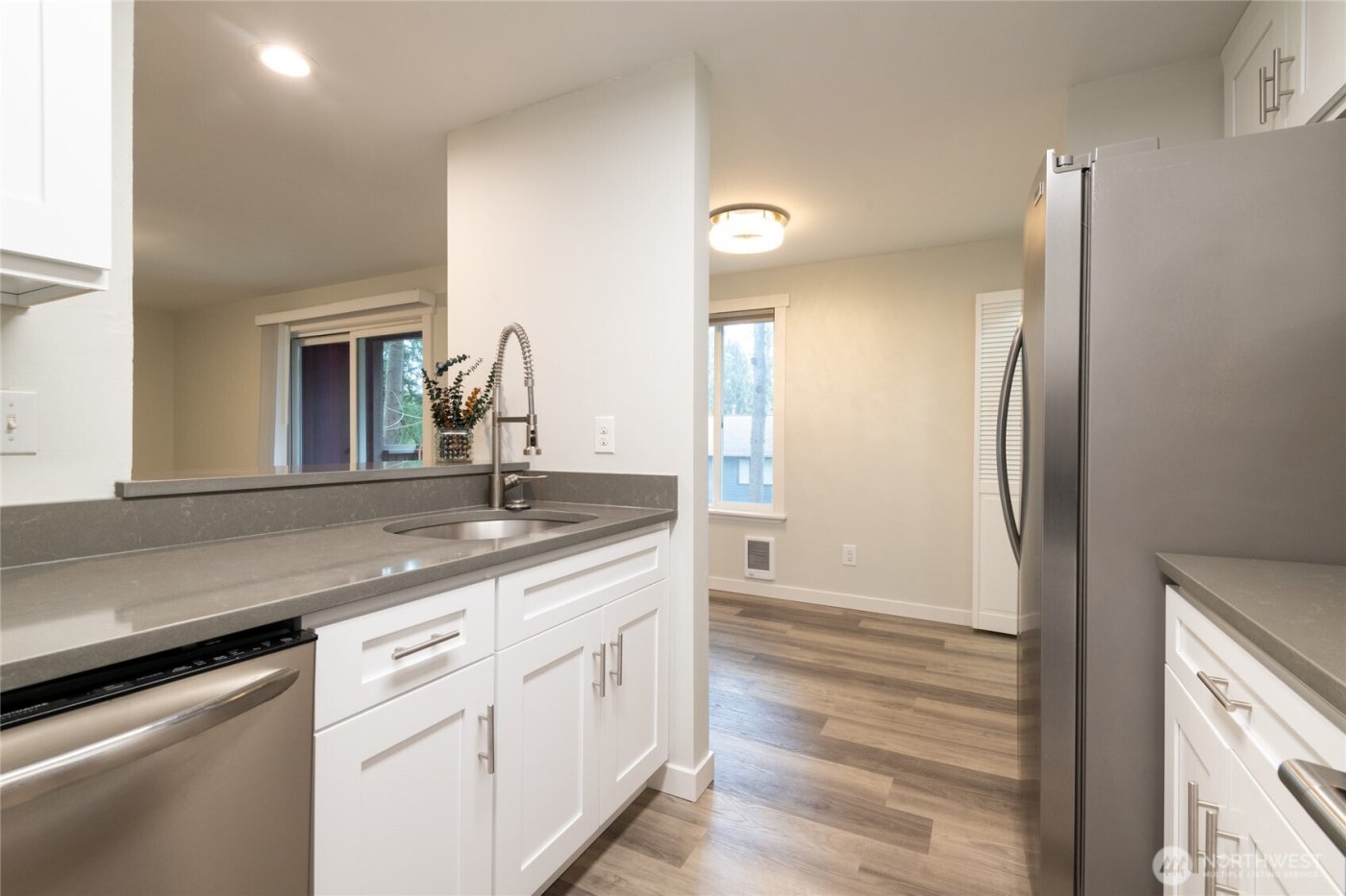 4601 SW 320th Street #C5, Federal Way, WA 98023-2400