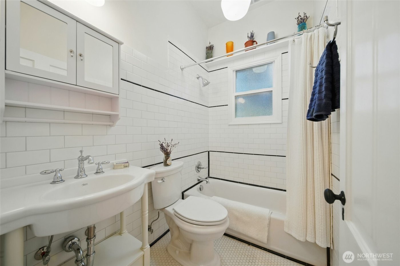 415 Preston Avenue , Waitsburg, WA 99361