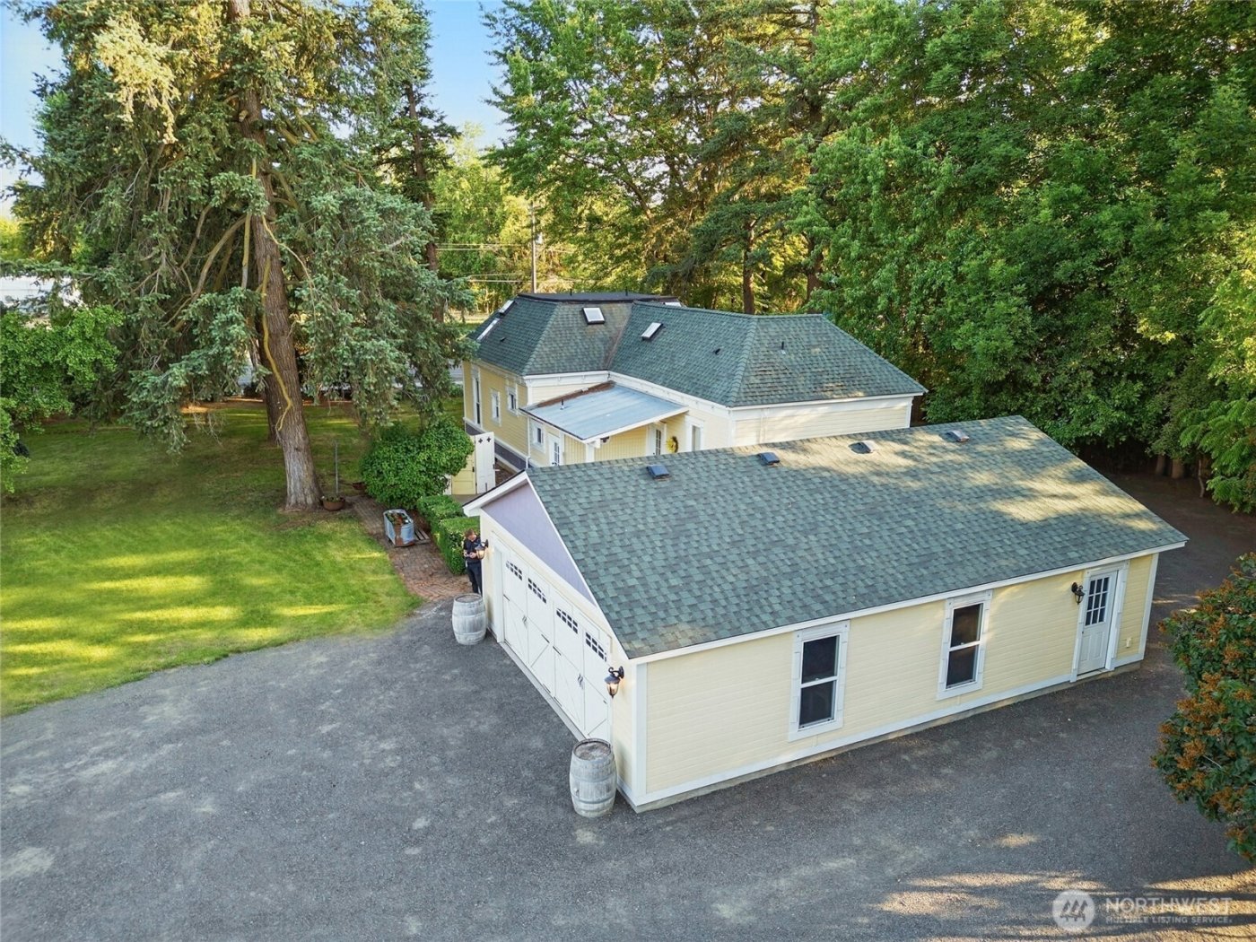 415 Preston Avenue , Waitsburg, WA 99361