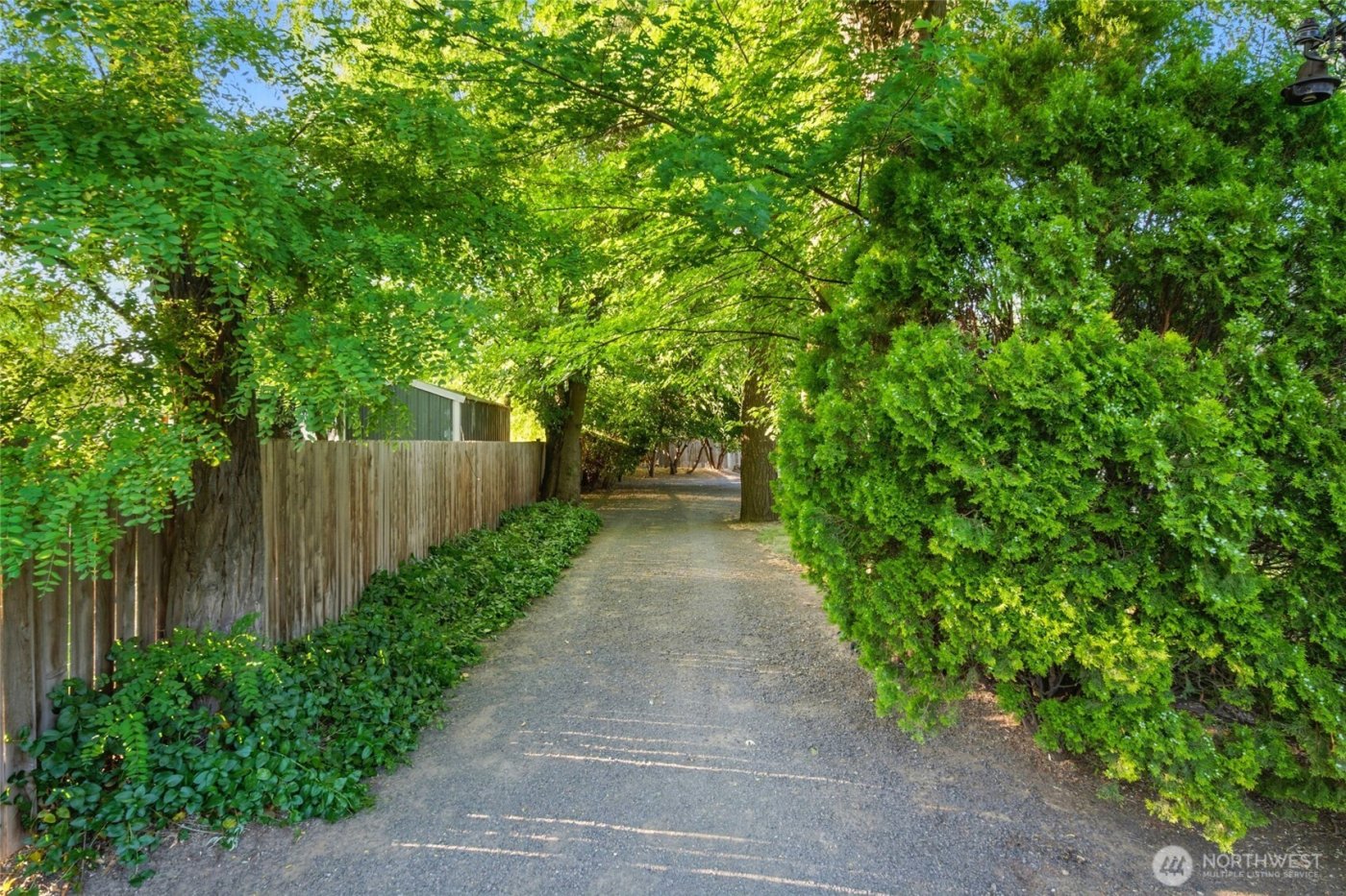 415 Preston Avenue , Waitsburg, WA 99361