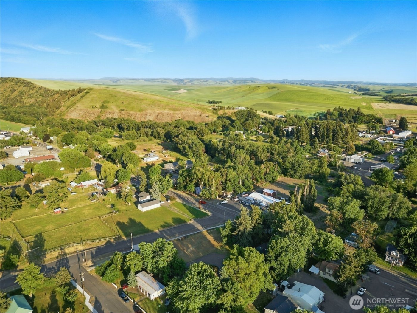 415 Preston Avenue , Waitsburg, WA 99361