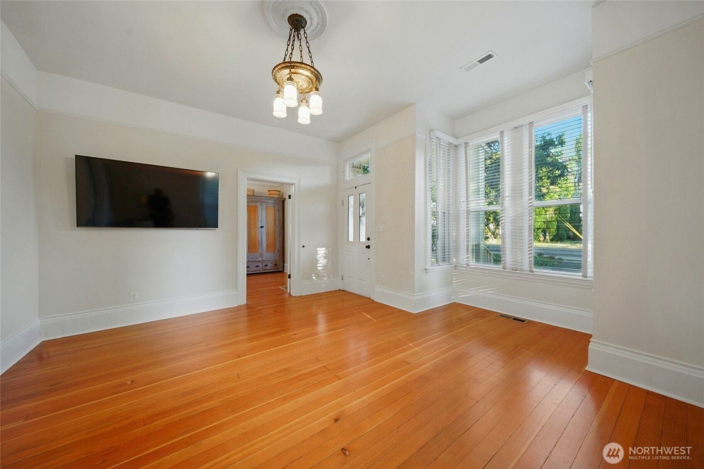 415 Preston Avenue , Waitsburg, WA 99361