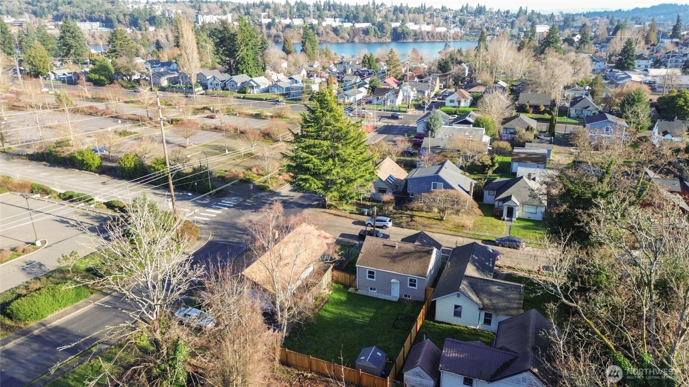 1229 Broadway Ave , Bremerton, WA 98337