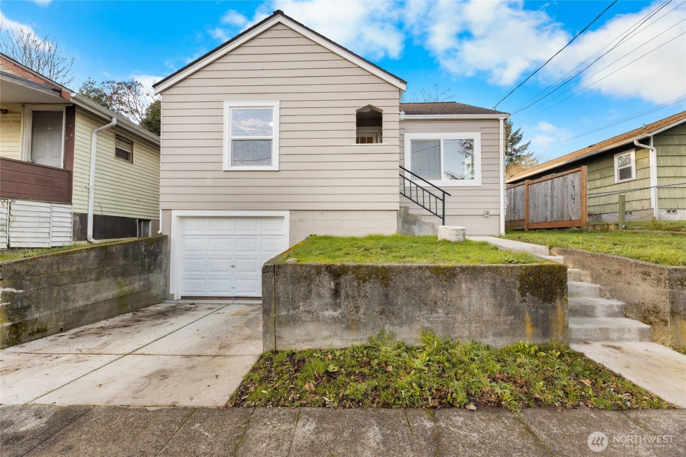 1229 Broadway Ave , Bremerton, WA 98337