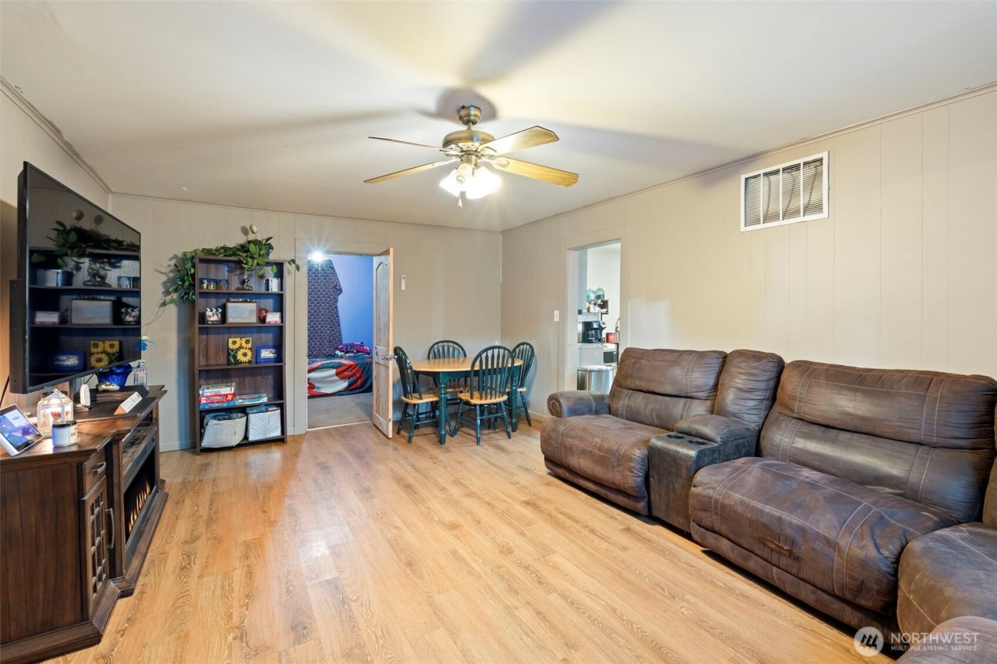 312 SE Front Street , Winlock, WA 98596