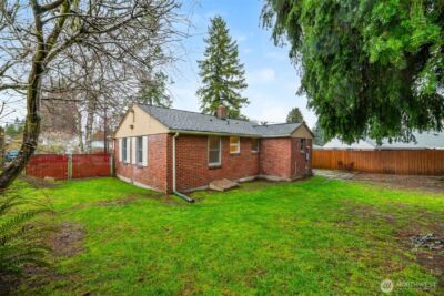 11469 37th Avenue SW, Seattle, WA 98146 - Photo 24