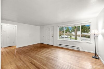 11469 37th Avenue SW, Seattle, WA 98146 - Photo 3