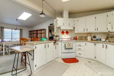 3411 28 Street Ct E #81, Tacoma, WA 98443-1718 - Photo 11