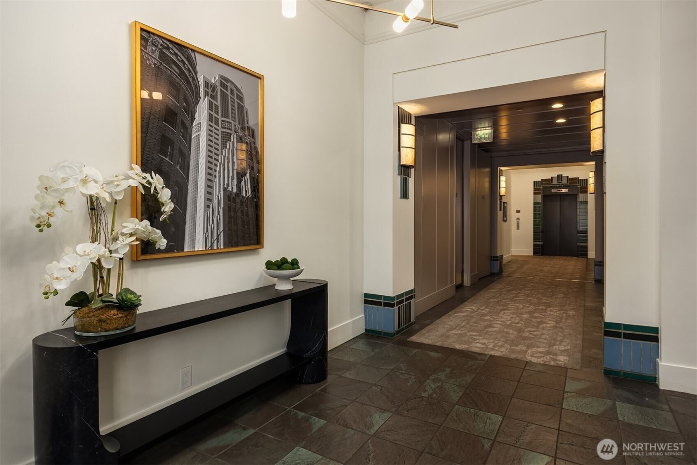 1107 1st Avenue #602, Seattle, WA 98101-2944