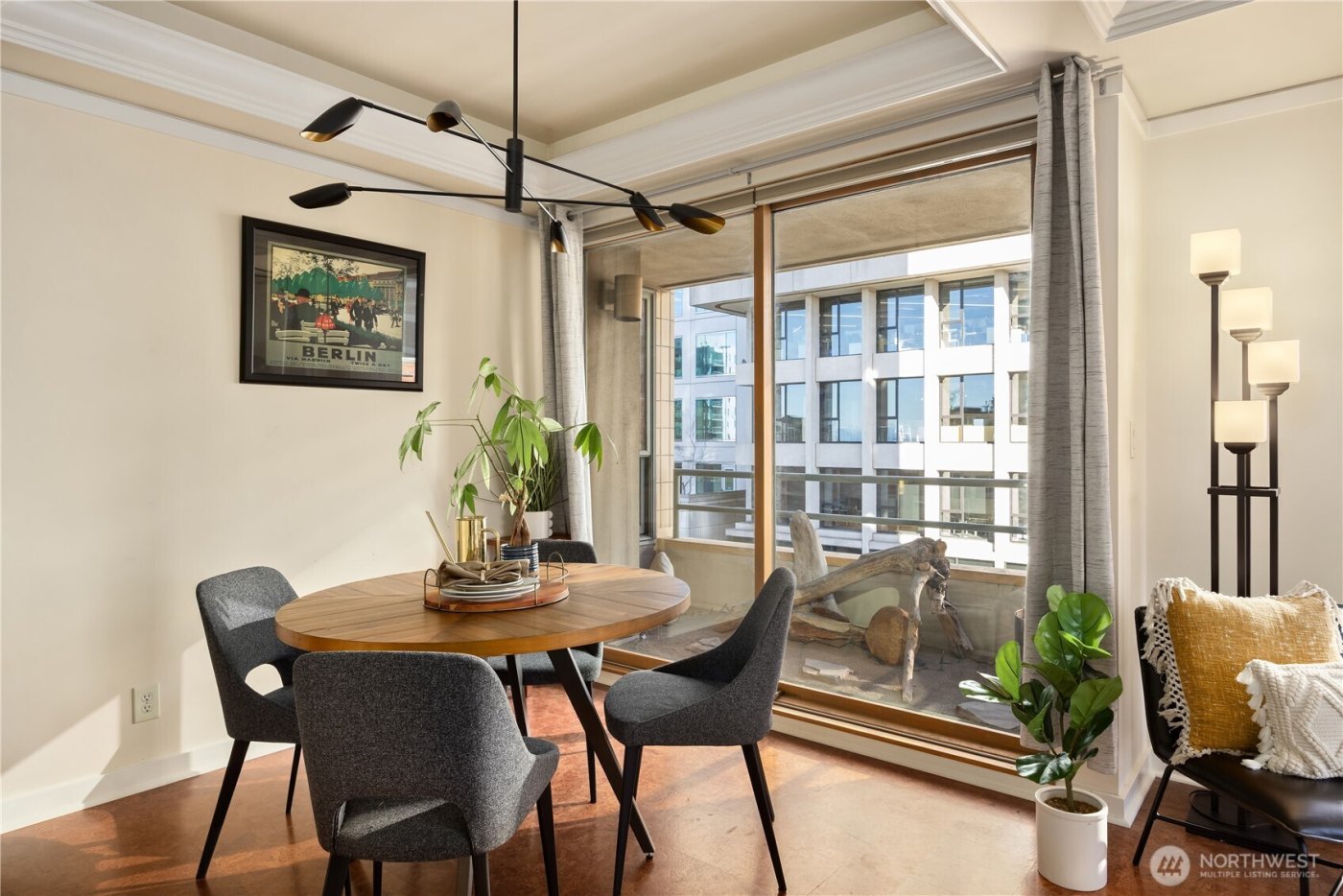 1107 1st Avenue #602, Seattle, WA 98101-2944