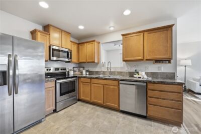 21531 SE 290th Place , Kent, WA 98042 - Photo 13