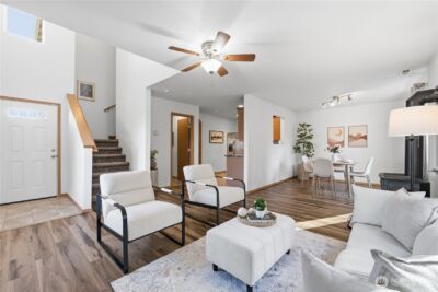 21531 SE 290th Place , Kent, WA 98042 - Photo 4