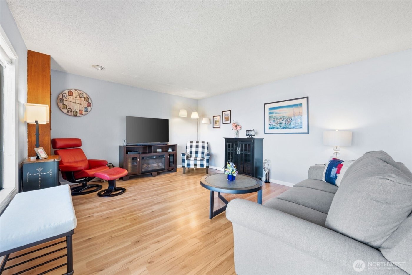 28313 Redondo Way S #102, Des Moines, WA 98198