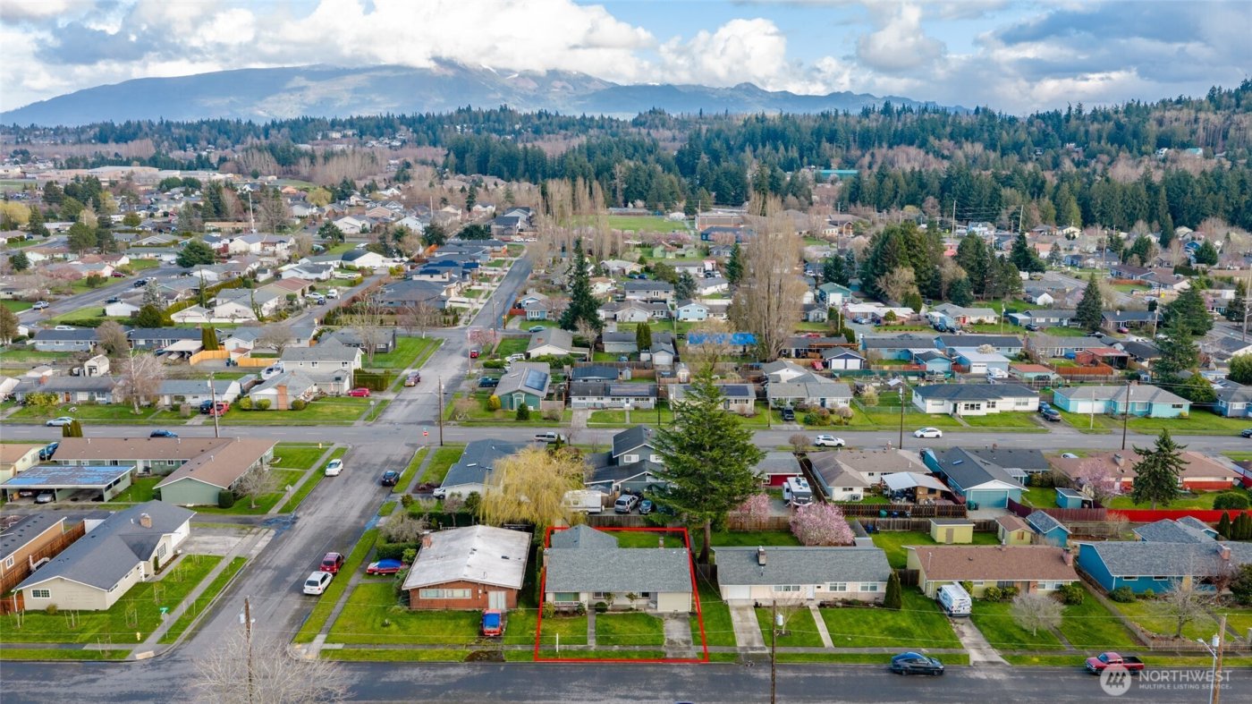 1808 S 14th Street , Mount Vernon, WA 98274