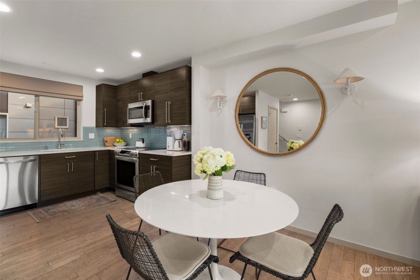 2422 55th Avenue SW, Seattle, WA 98116