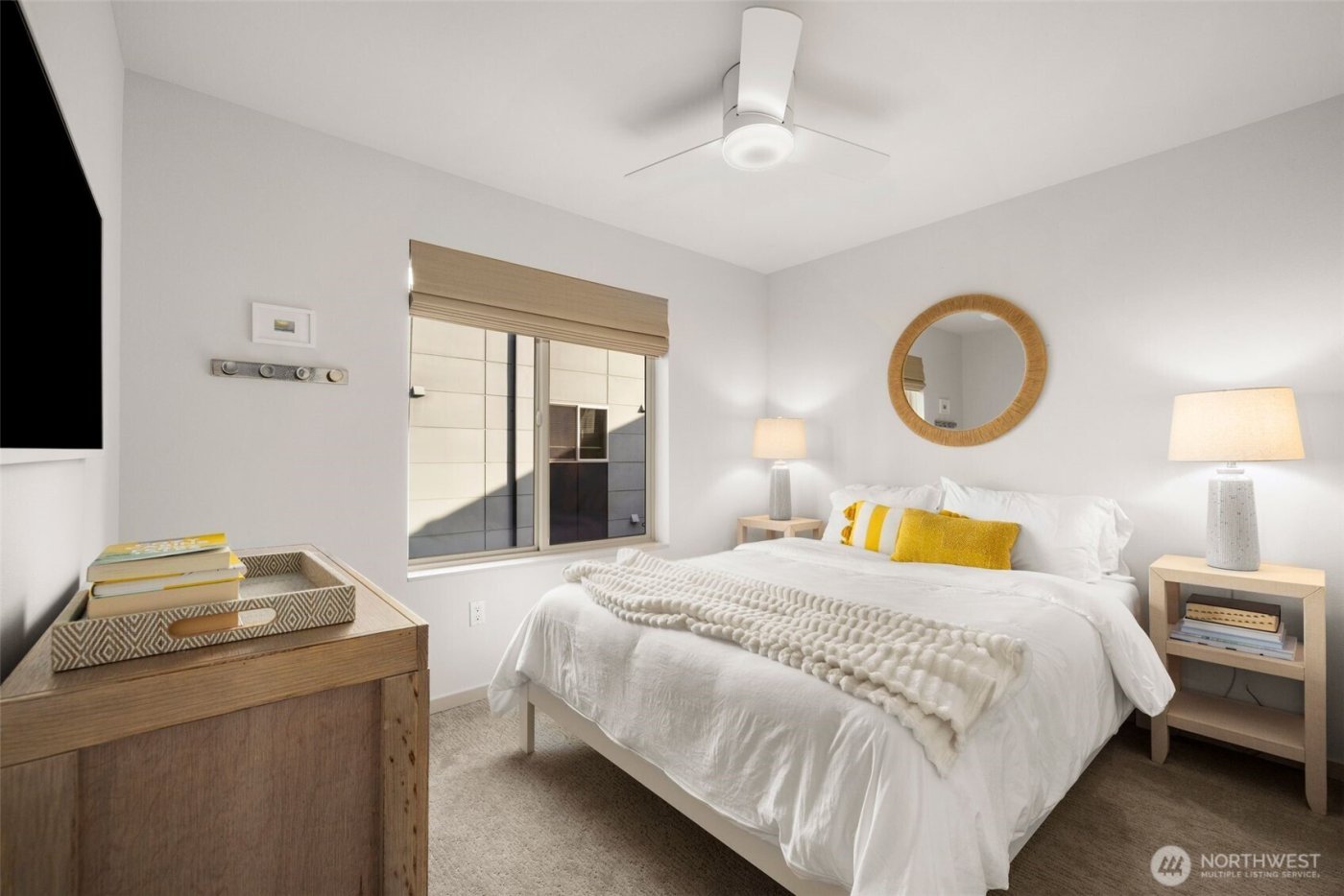 2422 55th Avenue SW, Seattle, WA 98116