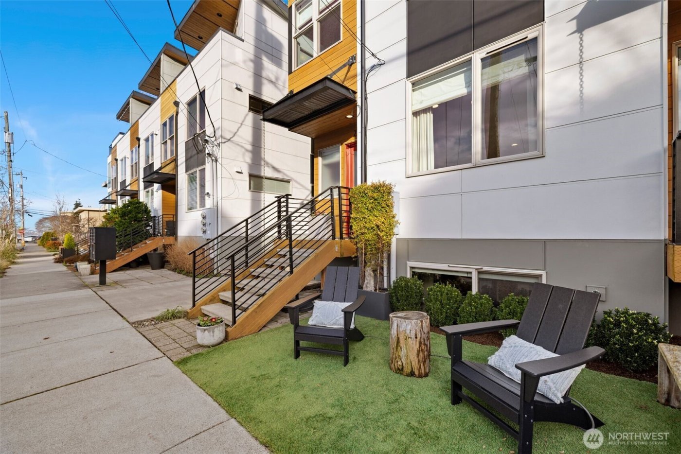 2422 55th Avenue SW, Seattle, WA 98116