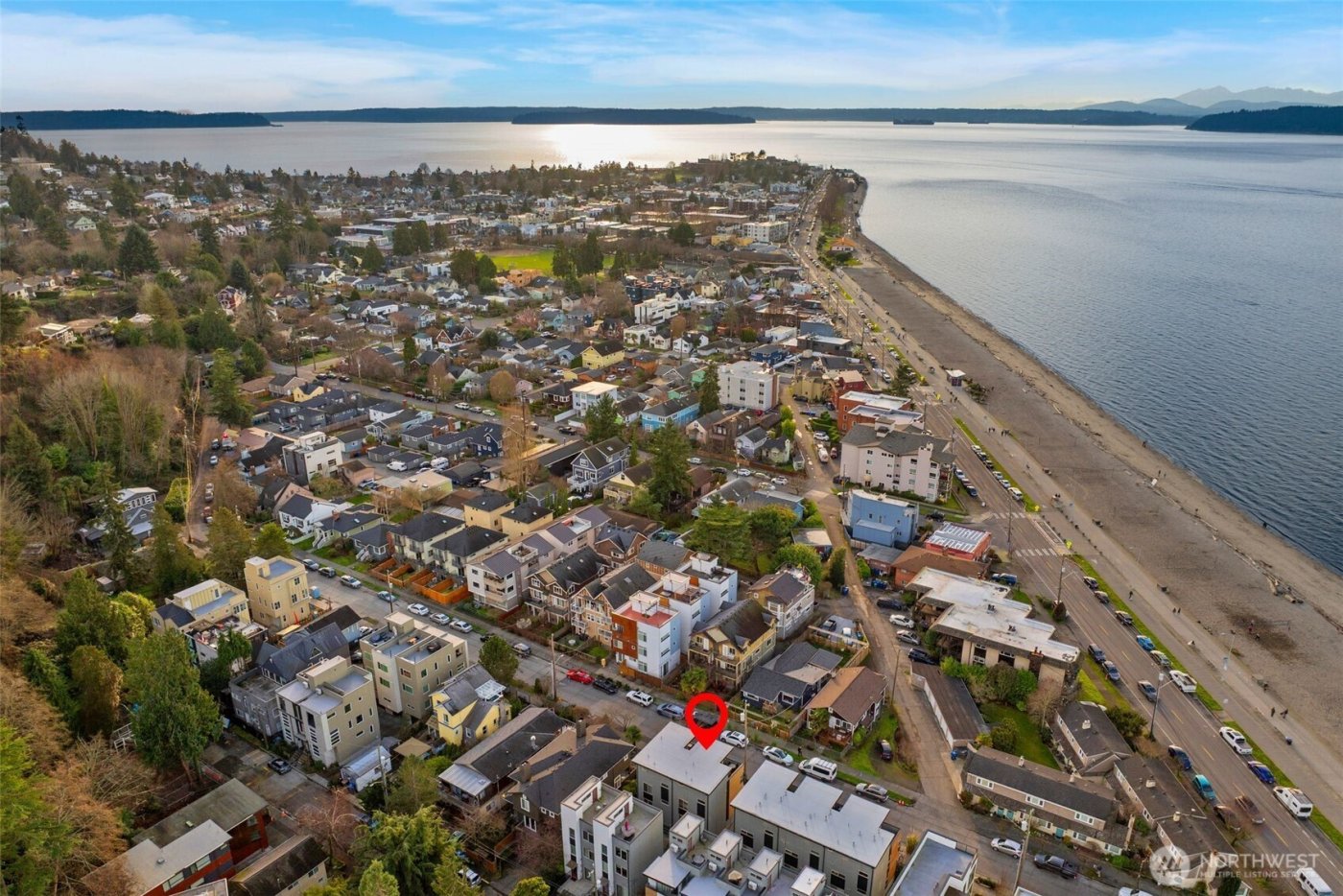 2422 55th Avenue SW, Seattle, WA 98116