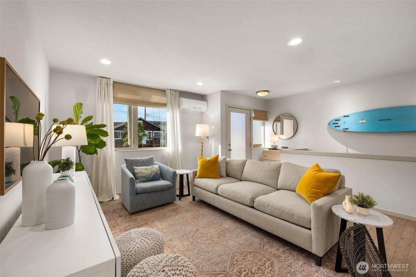 2422 55th Avenue SW, Seattle, WA 98116