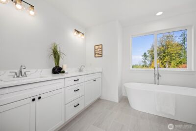 224 N 54th Place , Mount Vernon, WA 98273 - Photo 29