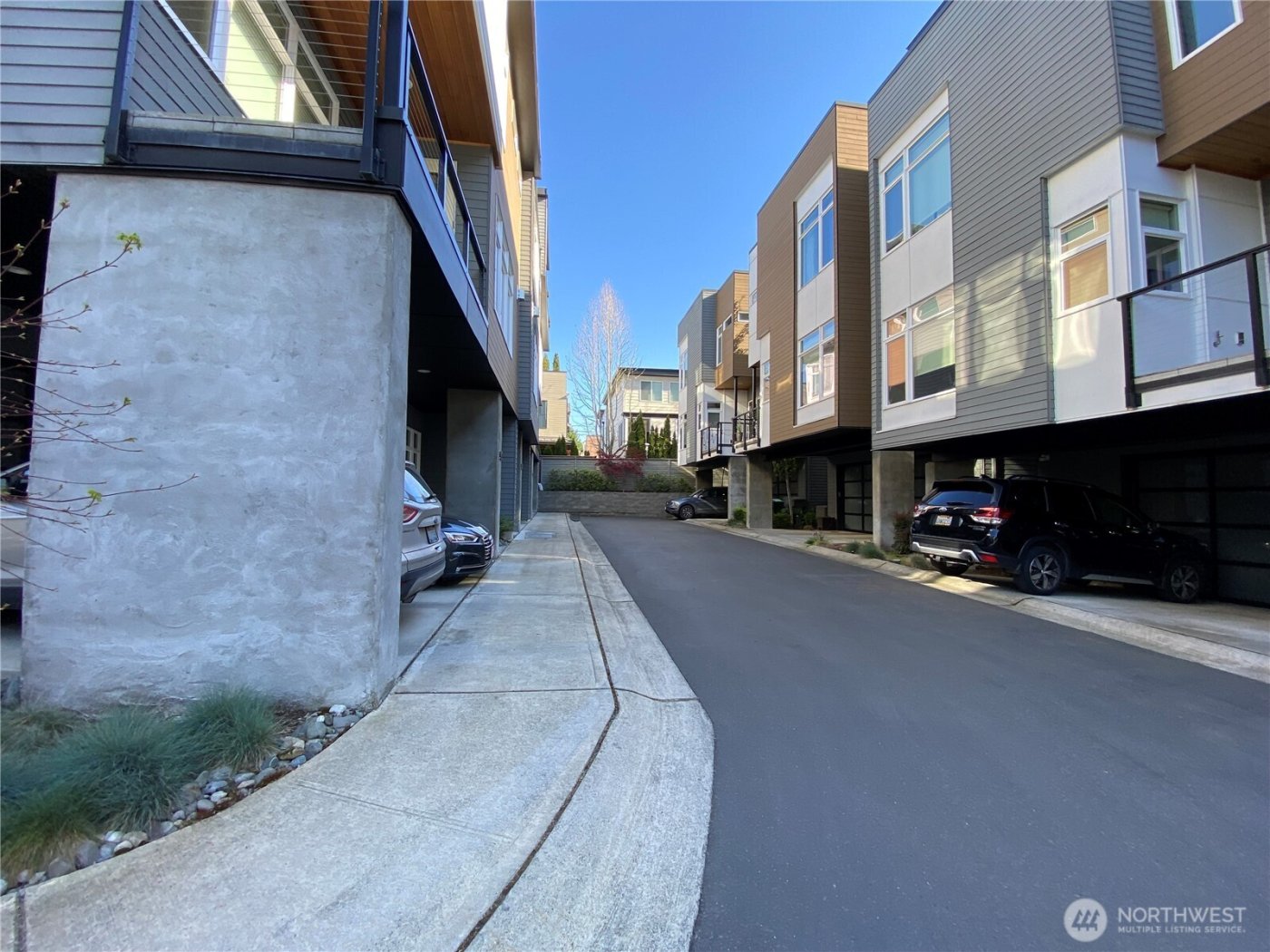 213 4th Court S, Kirkland, WA 98033