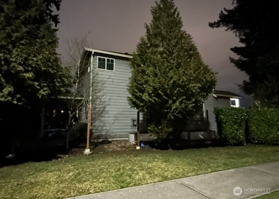 27929 154th Avenue SE, Kent, WA 98042