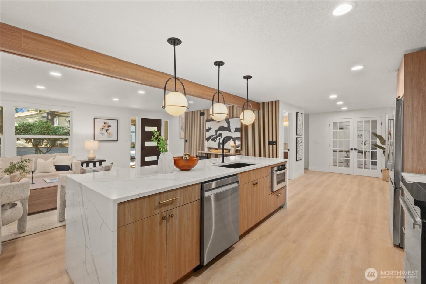 10406 115th Place NE, Kirkland, WA 98033-5017