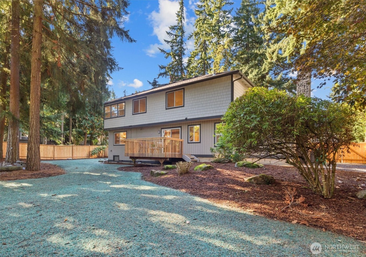10406 115th Place NE, Kirkland, WA 98033-5017