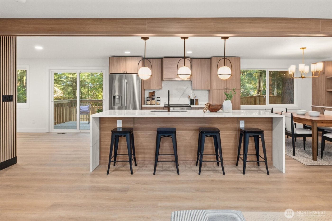 10406 115th Place NE, Kirkland, WA 98033-5017