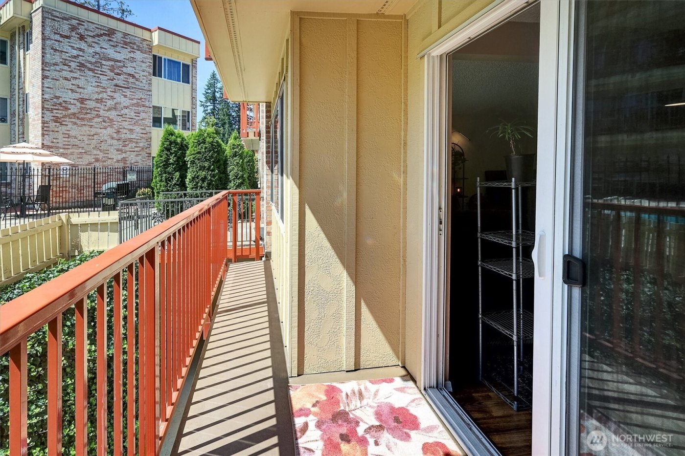 330 Elm St #201, Everett, WA 98203