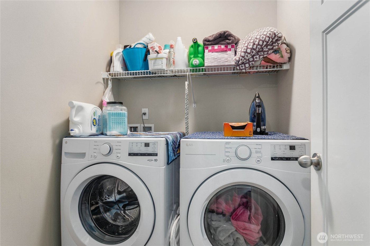 716 Brookstone Street , Mount Vernon, WA 98273