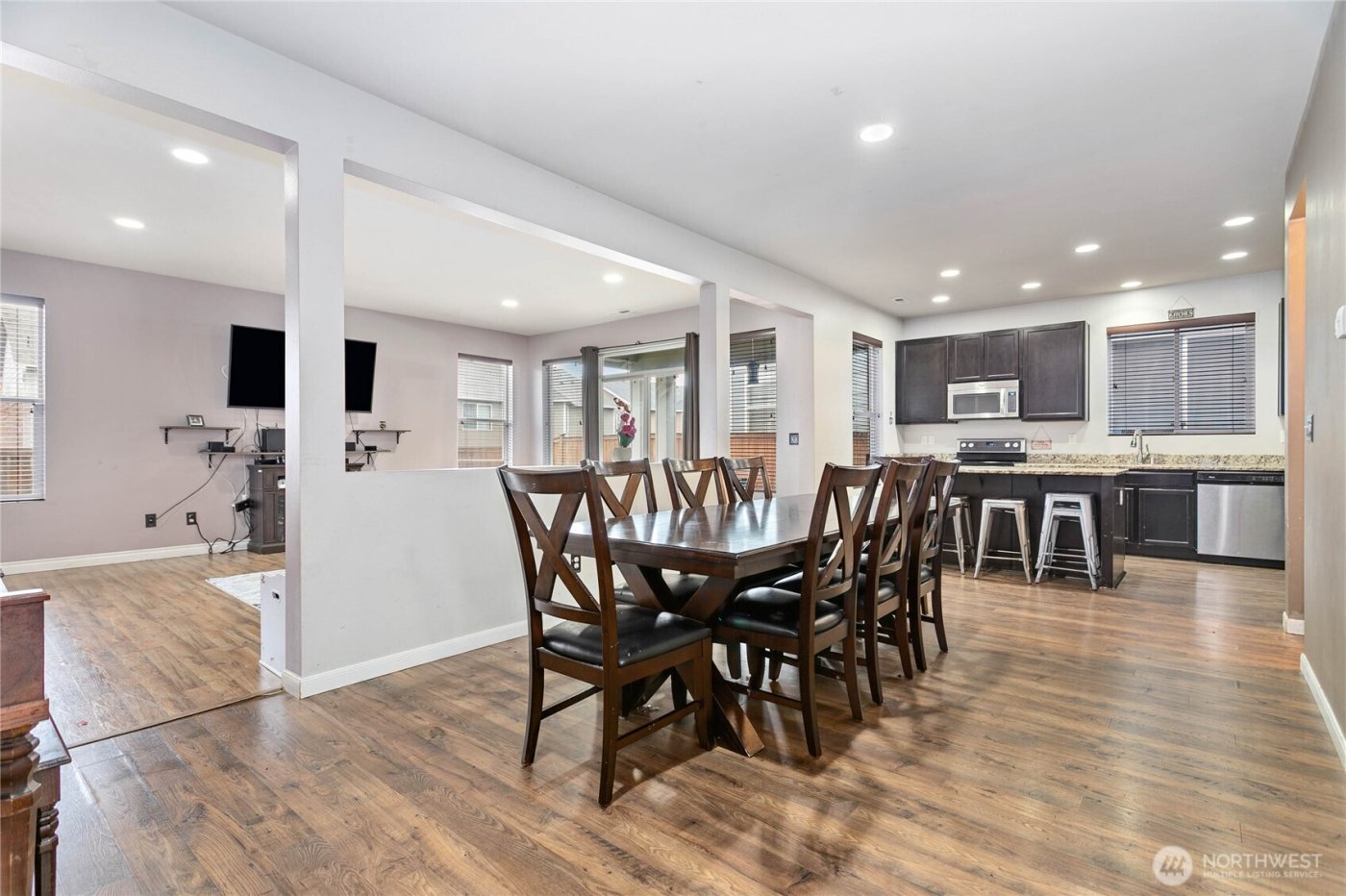 716 Brookstone Street , Mount Vernon, WA 98273