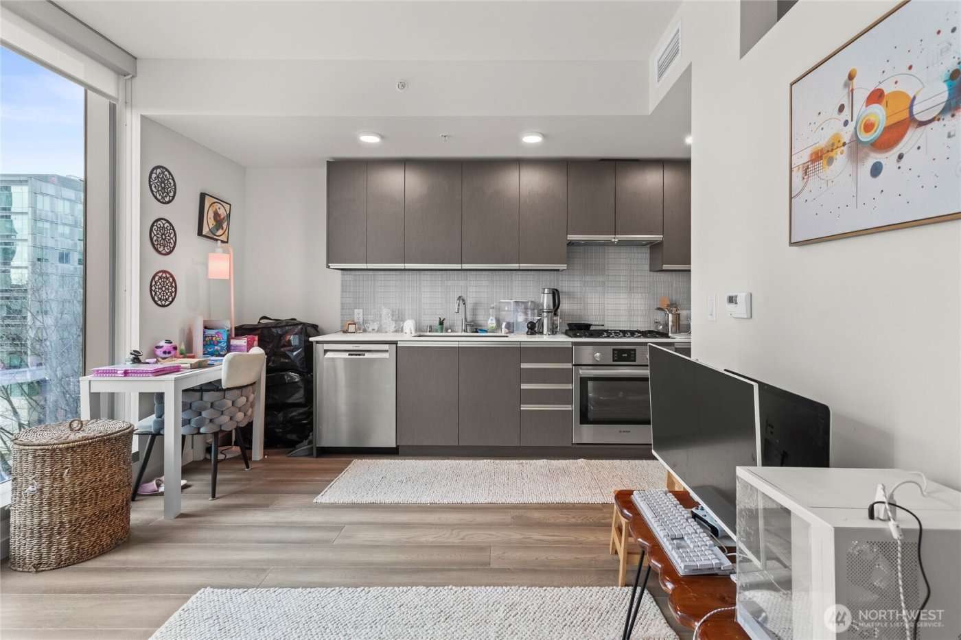 800 Columbia Street #703, Seattle, WA 98104