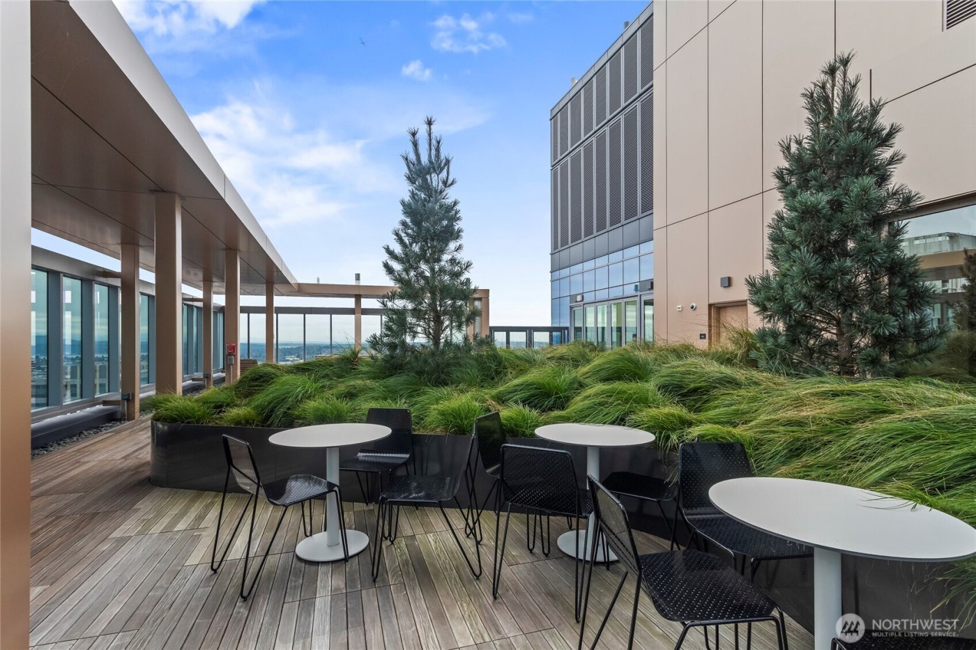 800 Columbia Street #703, Seattle, WA 98104