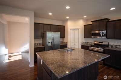 10524 191st Street E, Puyallup, WA 98374-6482 - Photo 10