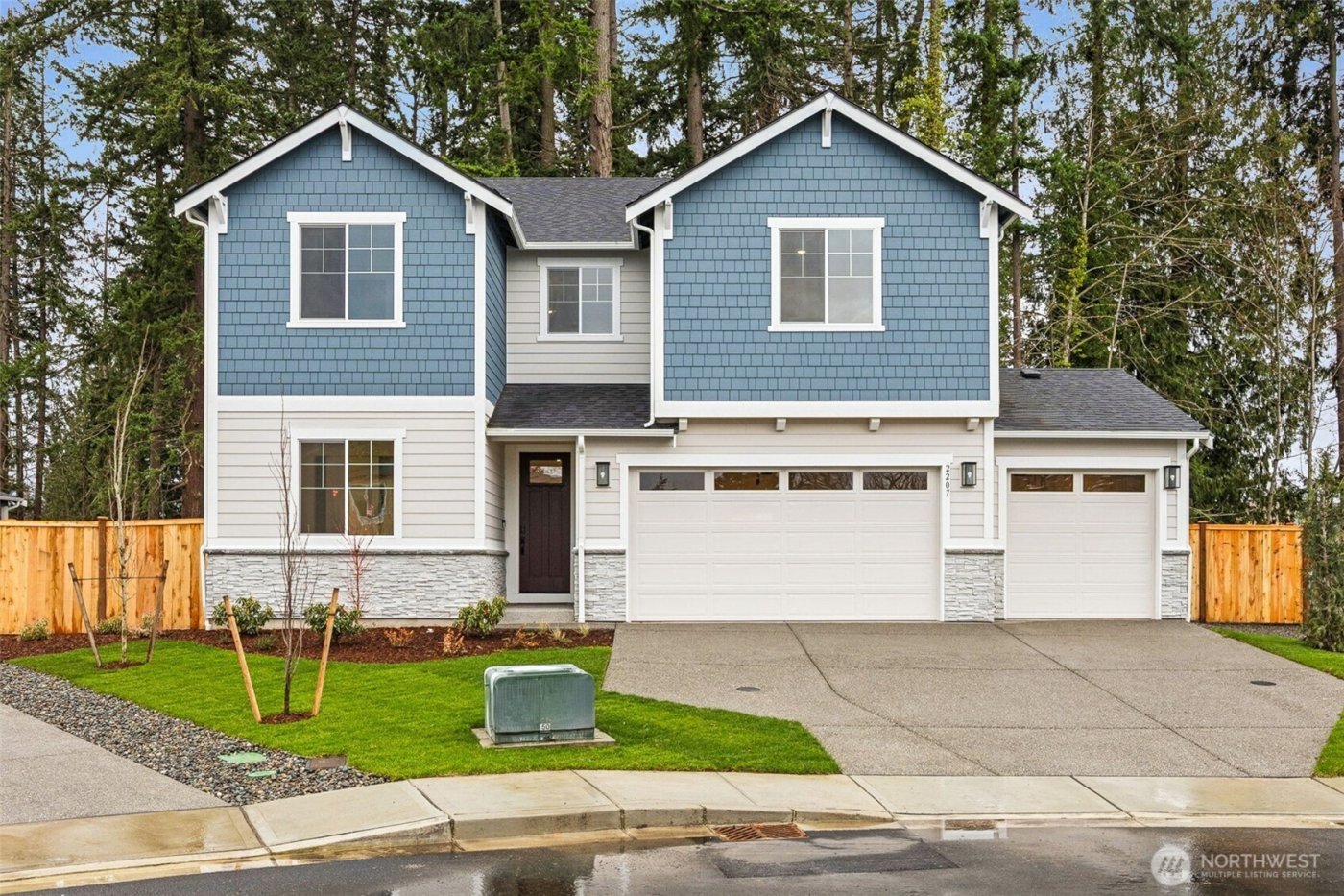 2207 Oak Court #8, Milton, WA 98354