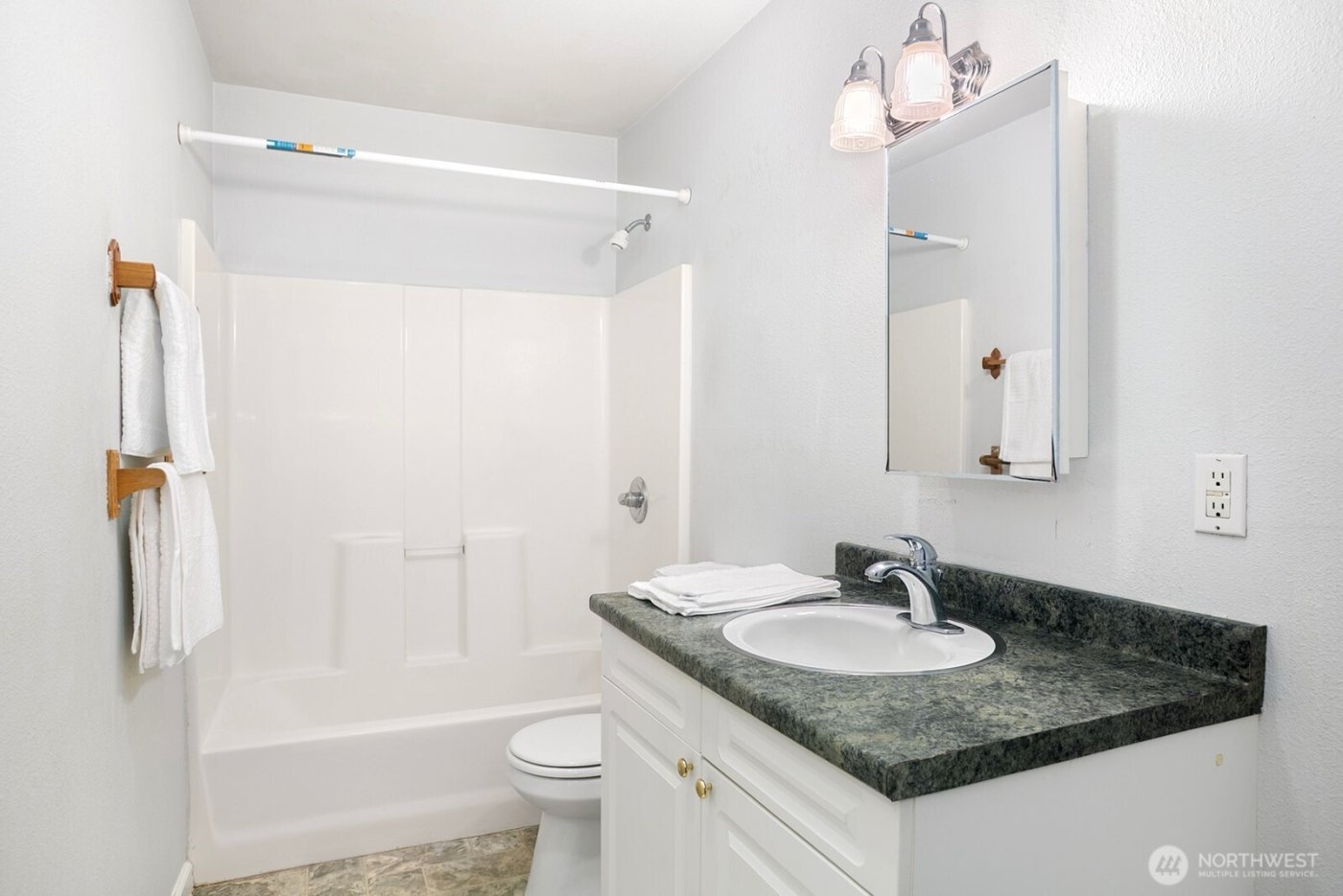 4205 34th Avenue S, Seattle, WA 98118