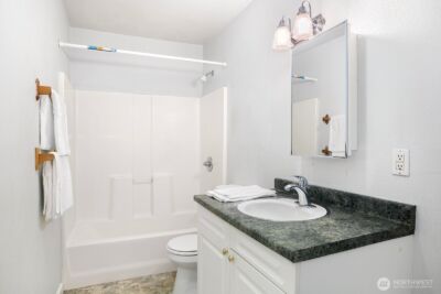 4205 34th Avenue S, Seattle, WA 98118 - Photo 18