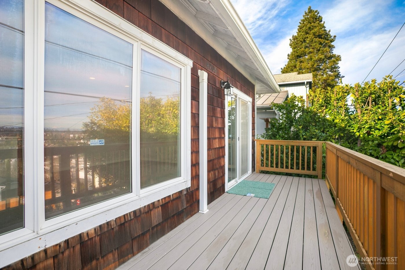 4205 34th Avenue S, Seattle, WA 98118