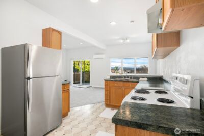 4205 34th Avenue S, Seattle, WA 98118 - Photo 6