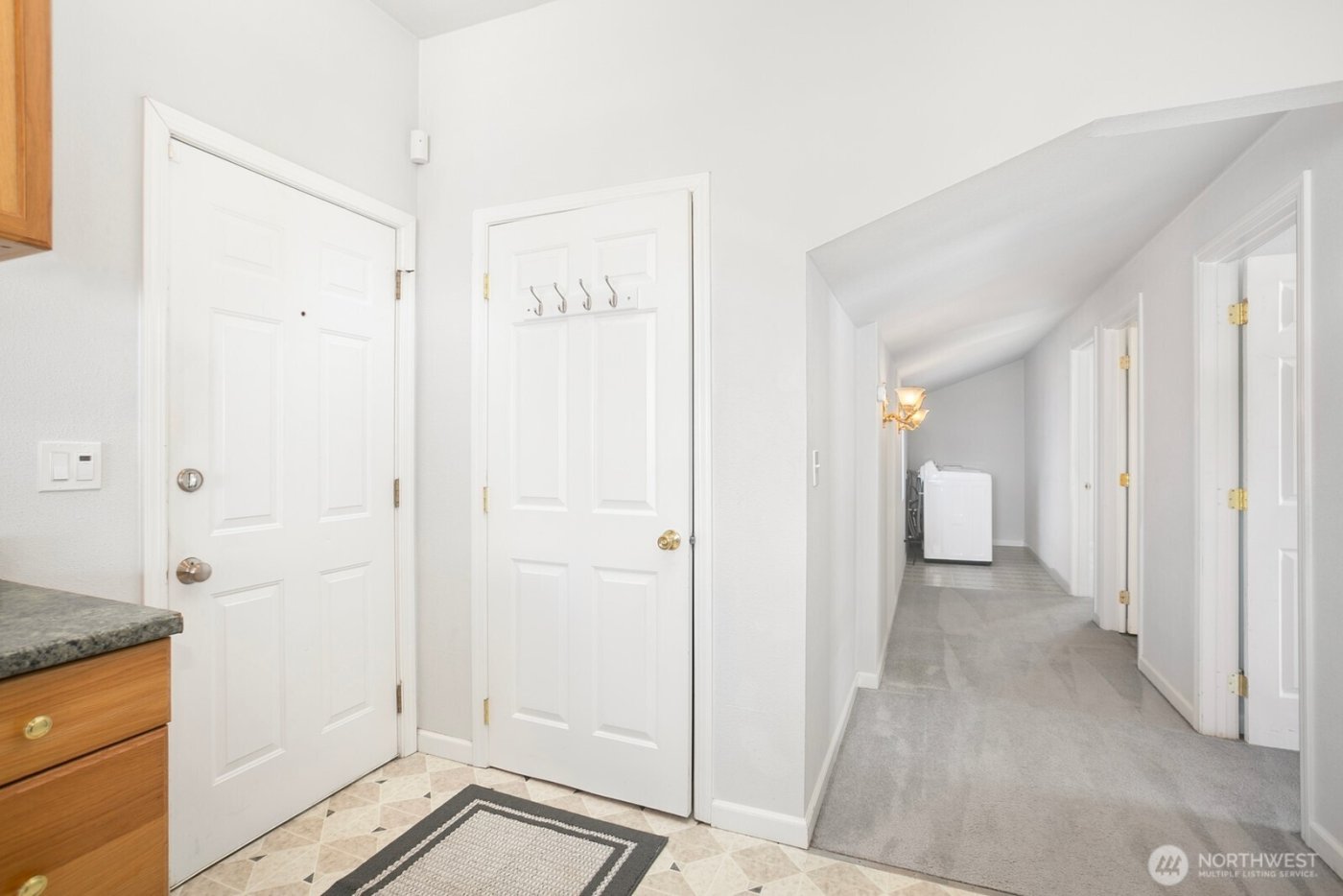 4205 34th Avenue S, Seattle, WA 98118